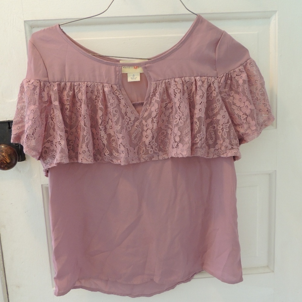 Wishful Park pink lacy shirt sz small